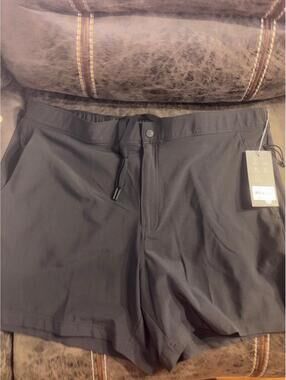 VRST Men’s Resort Short XL Black Stretch Quick Dry Performance Swim Hybrid